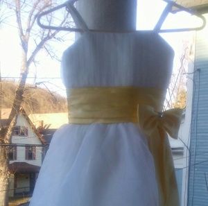 Girls Spring Dress size not sure but measurements
